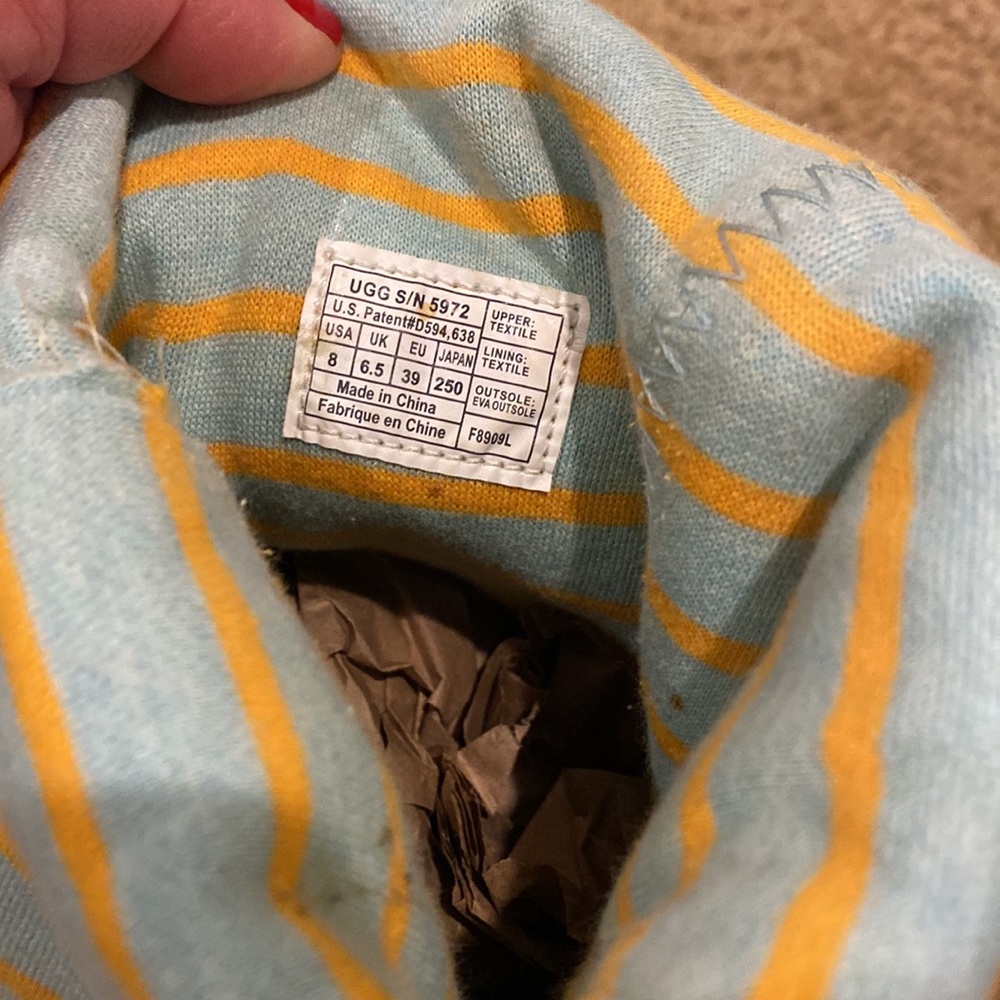 Ugg Boot. - image 5
